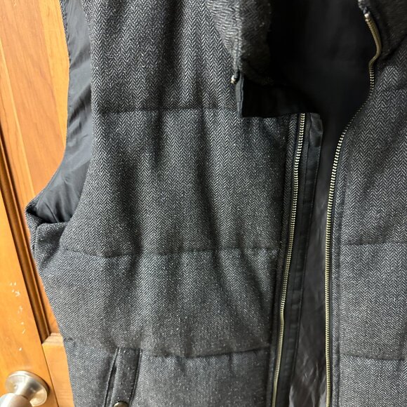 UNIQLO Men's Dark Gray Utility Vest Size XL In Great Shape!! - Picture 3 of 7